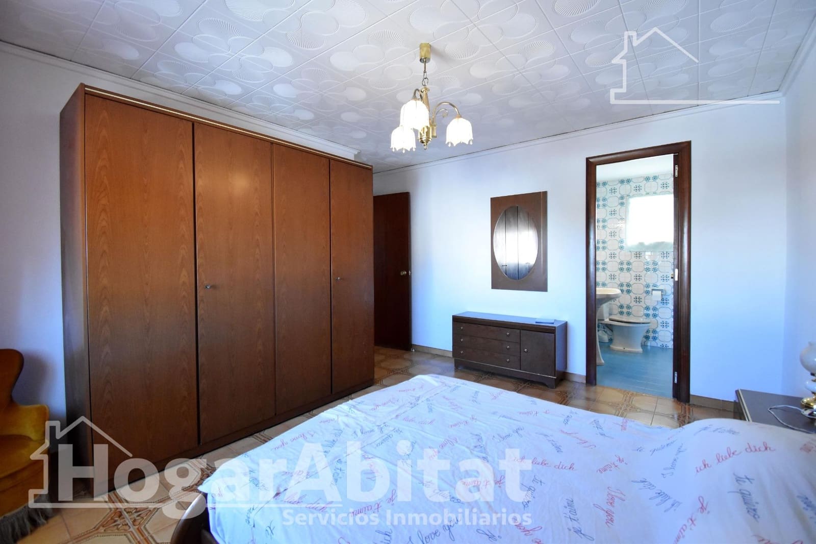 4 chambre Appartement à vendre à Piles avec garage - 130 000 € (Ref: 9787800)