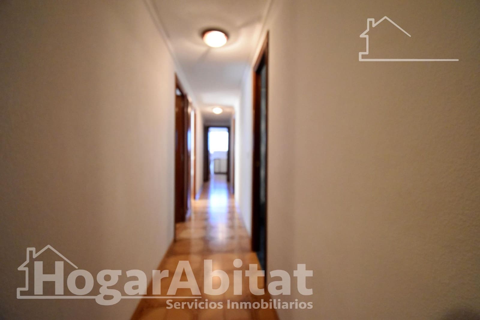 4 chambre Appartement à vendre à Piles avec garage - 130 000 € (Ref: 9787800)