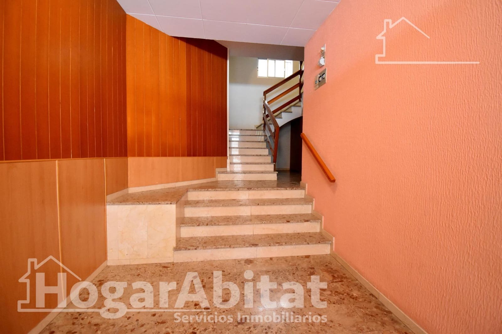 4 chambre Appartement à vendre à Piles avec garage - 130 000 € (Ref: 9787800)