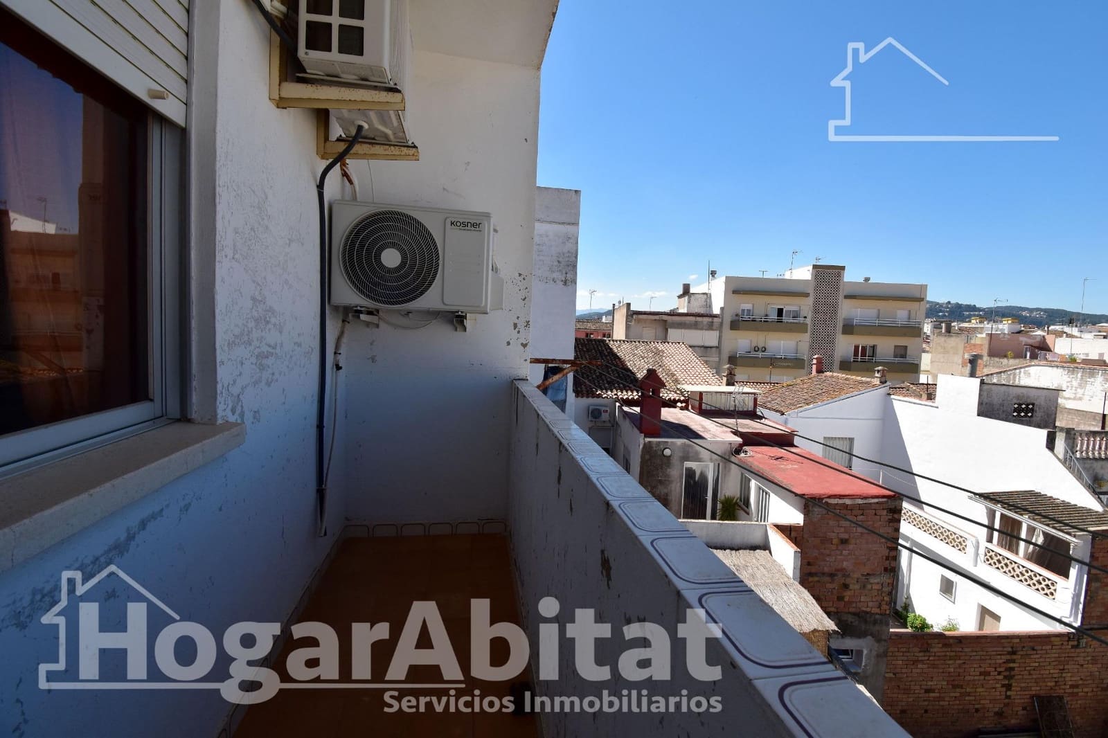 4 bedroom Flat for sale in Piles with garage - € 115,000 (Ref: 9787800)