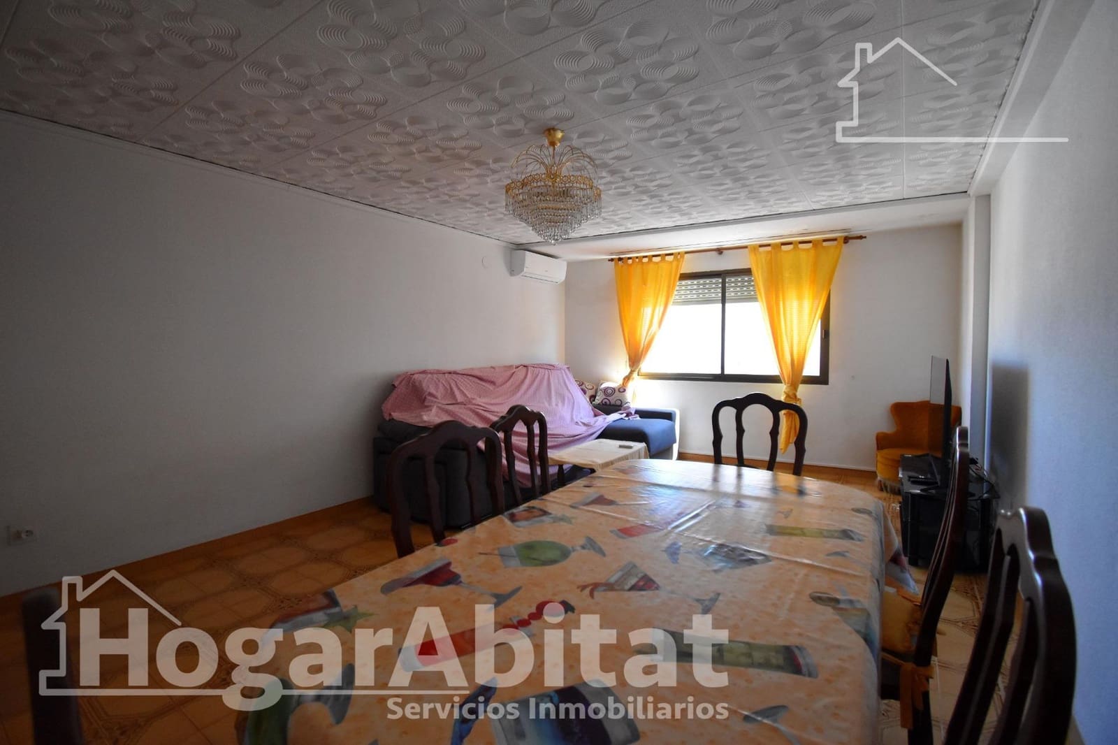 4 bedroom Flat for sale in Piles with garage - € 115,000 (Ref: 9787800)