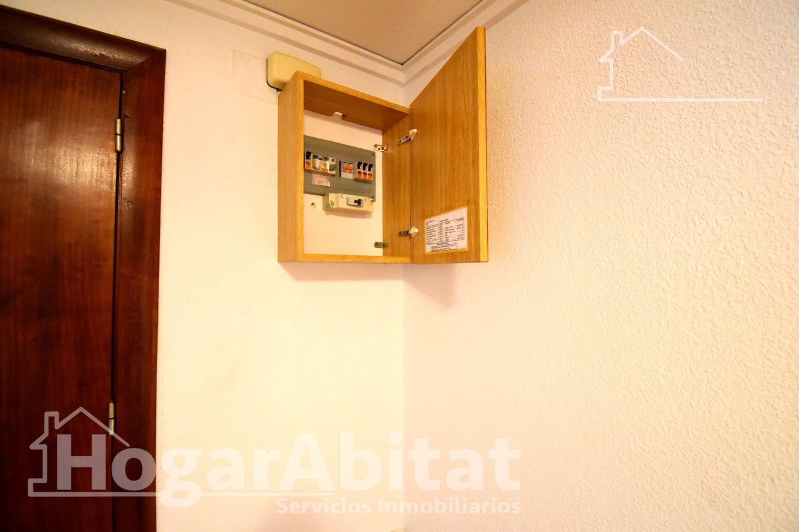 4 bedroom Flat for sale in Piles with garage - € 115,000 (Ref: 9787800)