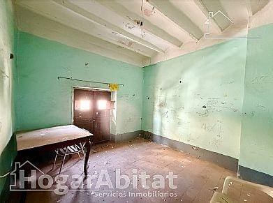 Huis te koop in L'Alcora - € 140.000 (Ref: 9787814)