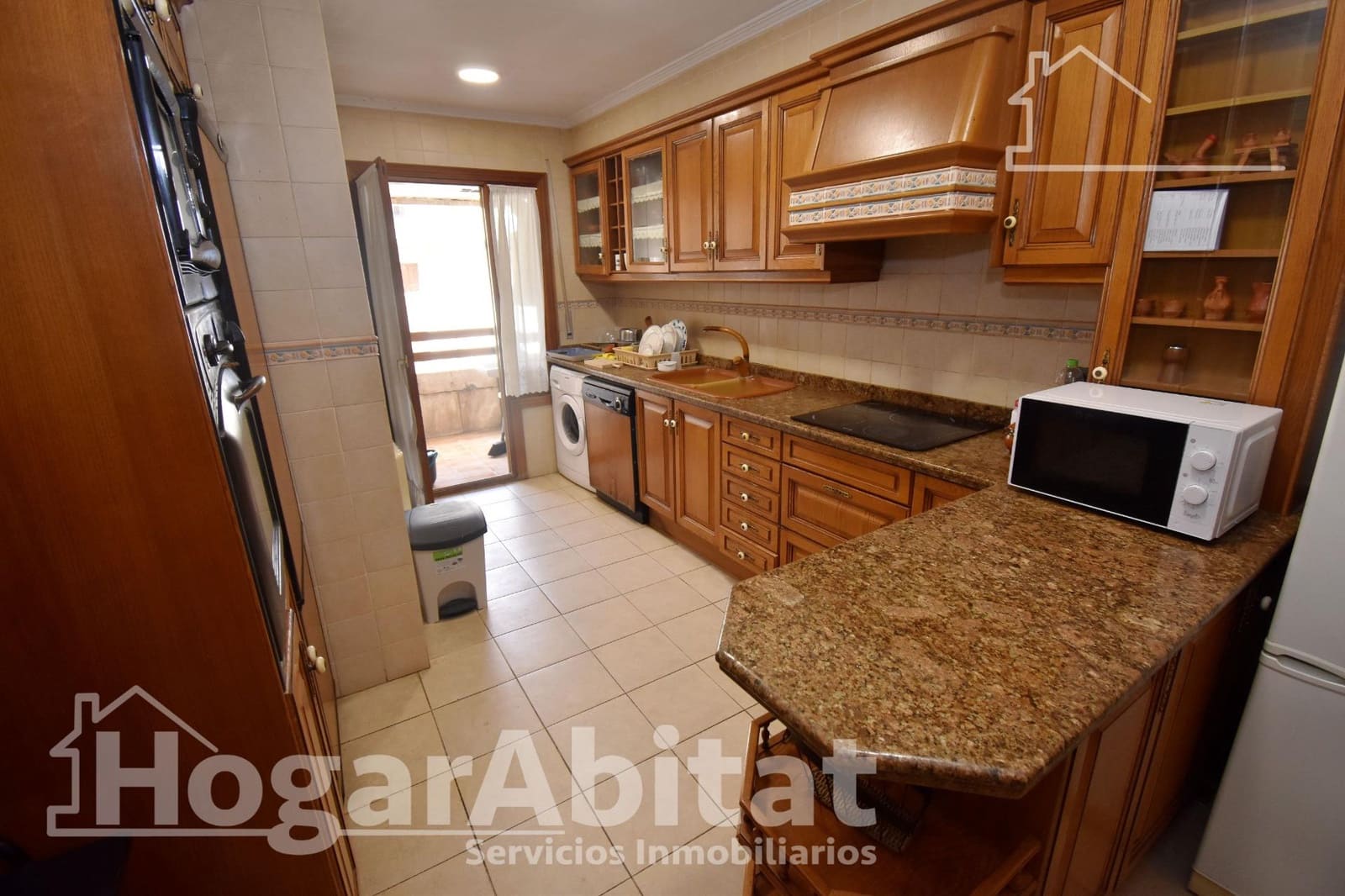 5 bedroom Flat for sale in Vila-real - € 219,900 (Ref: 9788438)