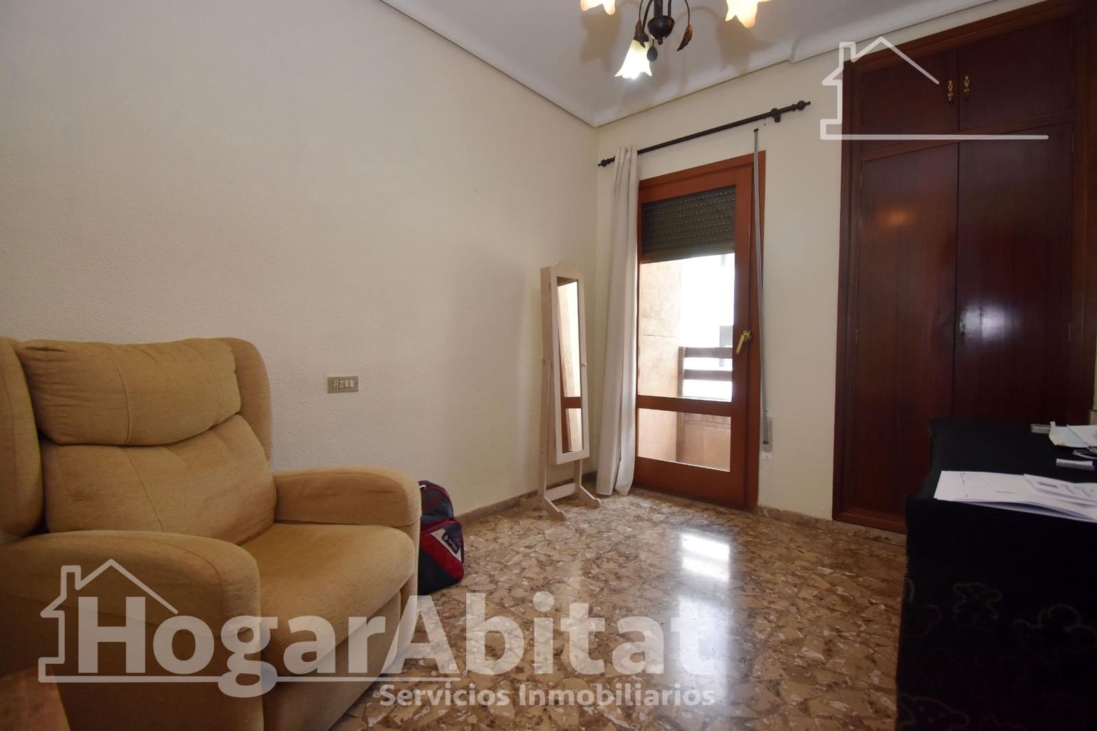 5 bedroom Flat for sale in Vila-real - € 219,900 (Ref: 9788438)