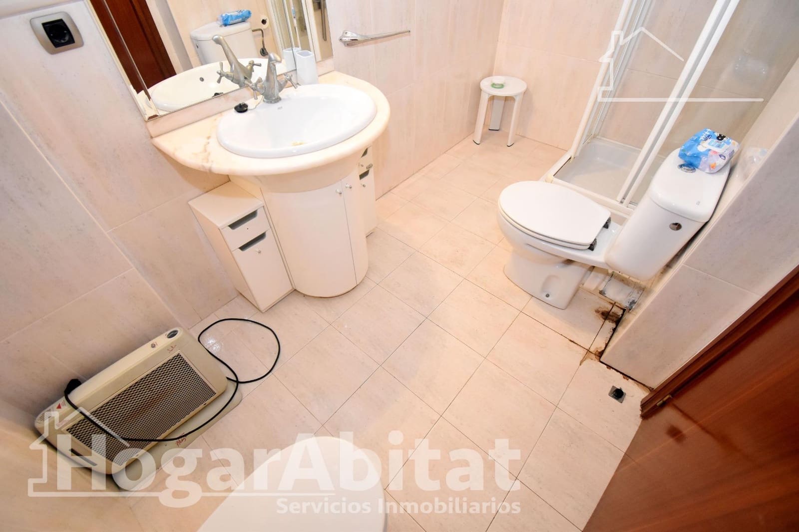 5 bedroom Flat for sale in Vila-real - € 219,900 (Ref: 9788438)