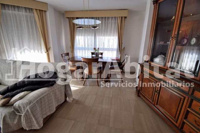 3 sovrum Lägenhet till salu i Castelló de la Plana med garage - 330 000 € (Ref: 9788442)