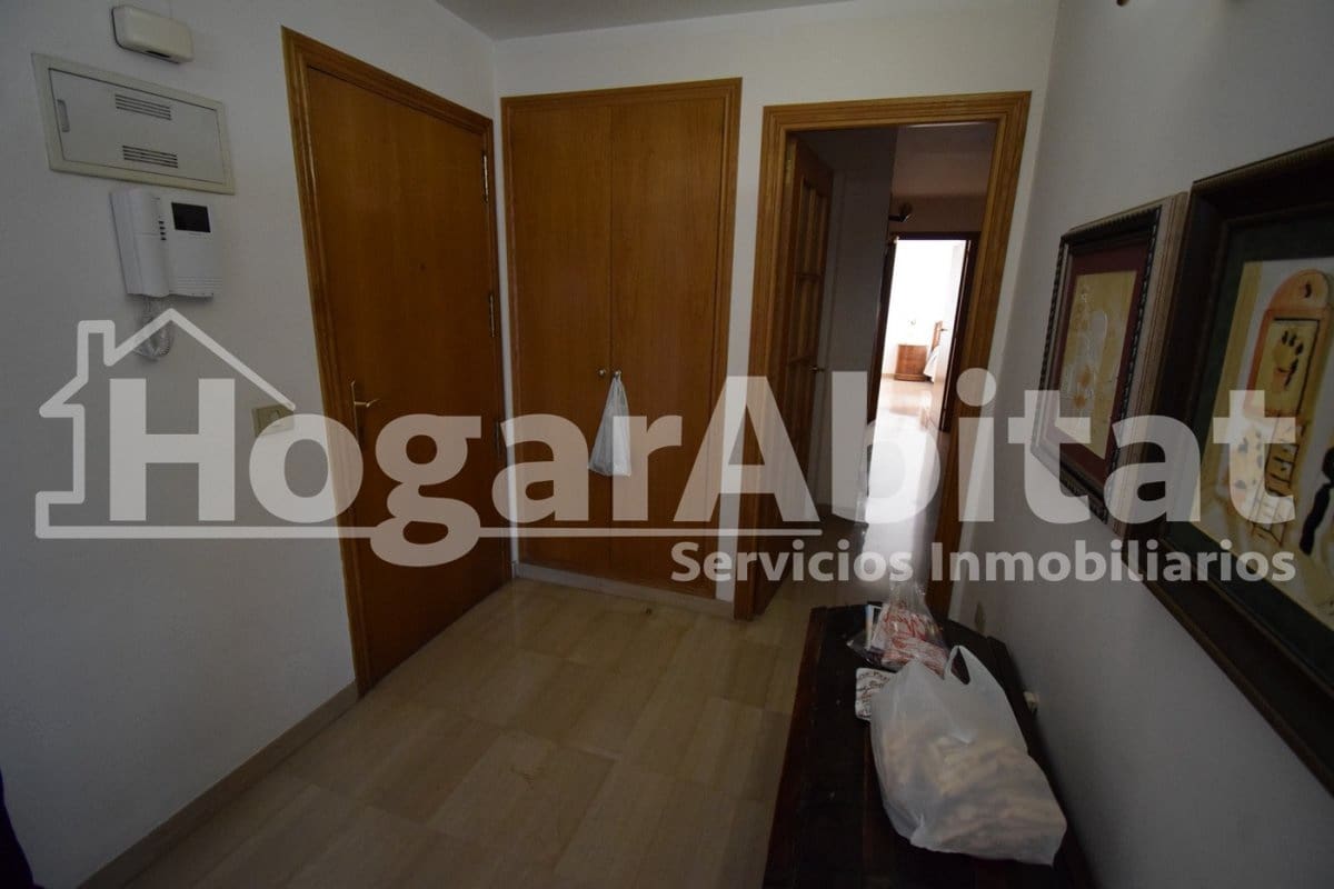 3 sovrum Lägenhet till salu i Castello de la Plana med garage - 330 000 € (Ref: 9788442)