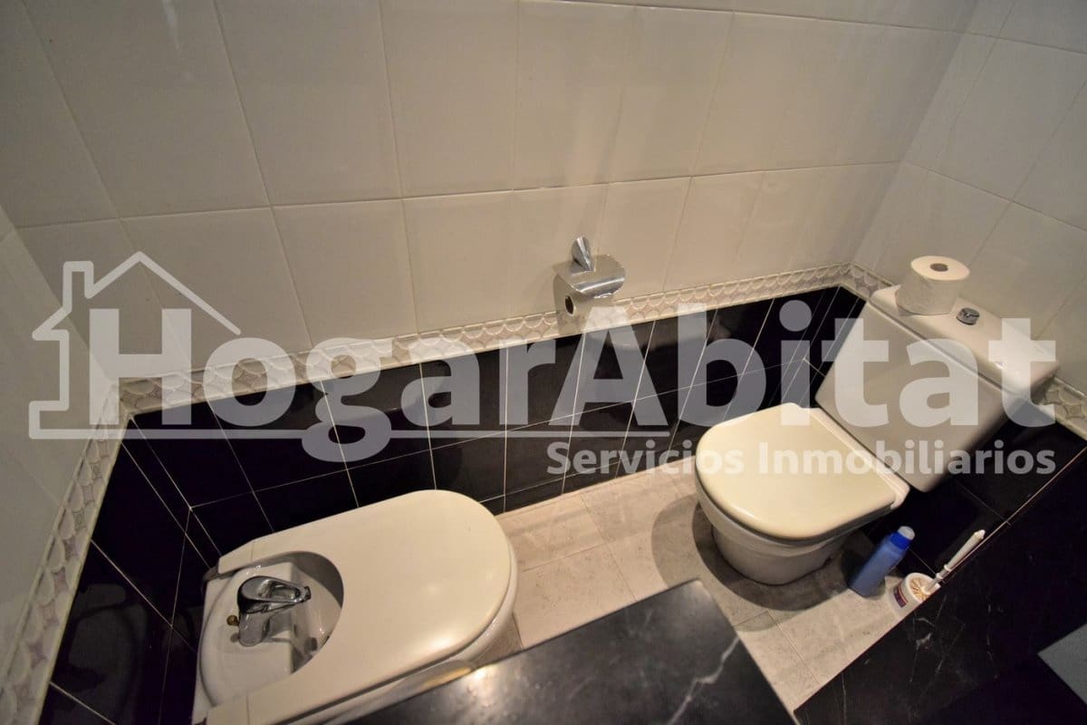 3 sovrum Lägenhet till salu i Castello de la Plana med garage - 330 000 € (Ref: 9788442)