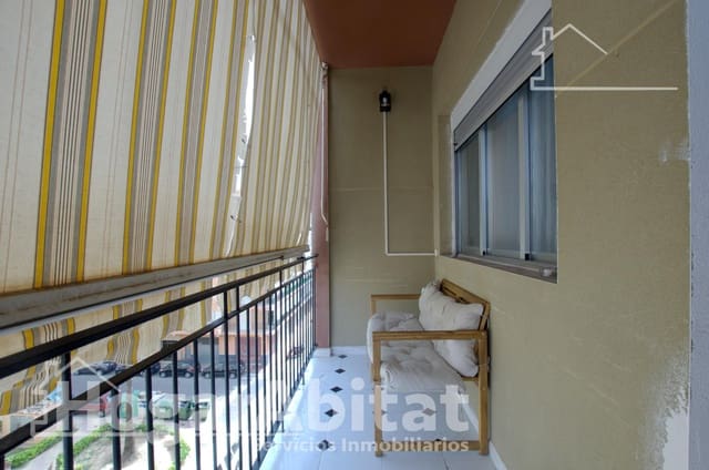 3 makuuhuone Asunto myytävänä paikassa Cullera - 129 999 € (Ref: 9788445)