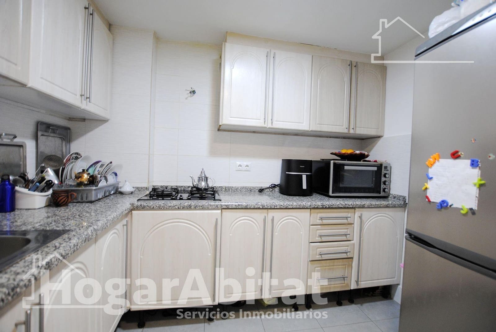 4 bedroom Flat for sale in Gandia - € 115,000 (Ref: 9788453)