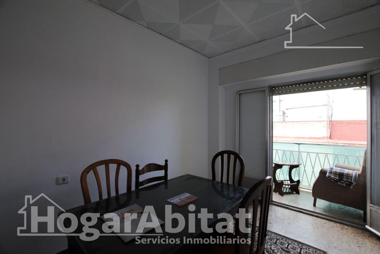 4 bedroom Flat for sale in Gandia - € 115,000 (Ref: 9788453)