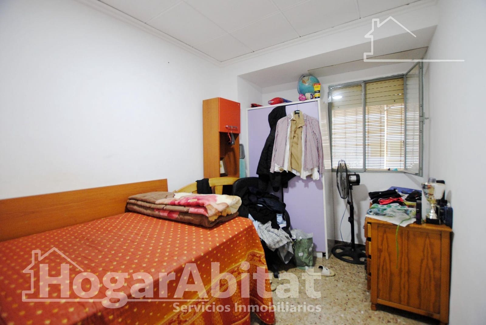 4 bedroom Flat for sale in Gandia - € 115,000 (Ref: 9788453)