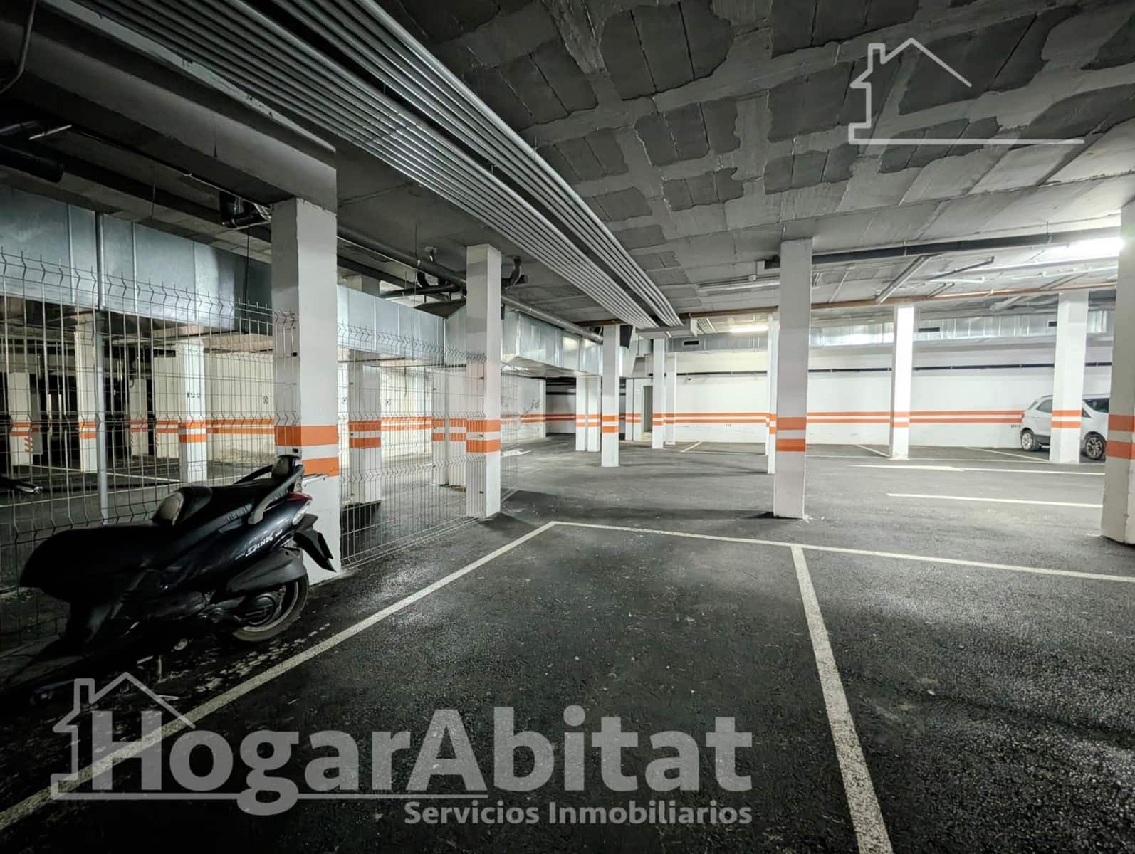 3 bedroom Flat for sale in Arenales del Sol with pool garage - € 349,000 (Ref: 9788454)