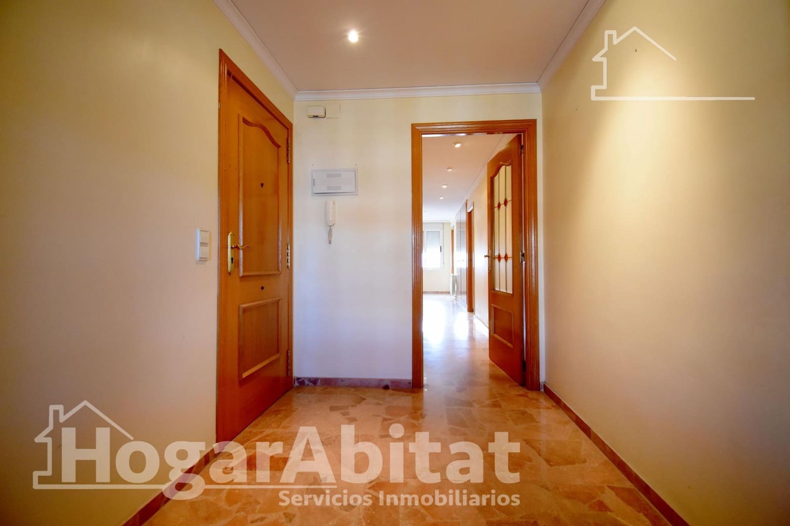 5 bedroom Flat for sale in Real de Gandia - € 165,000 (Ref: 9788456)
