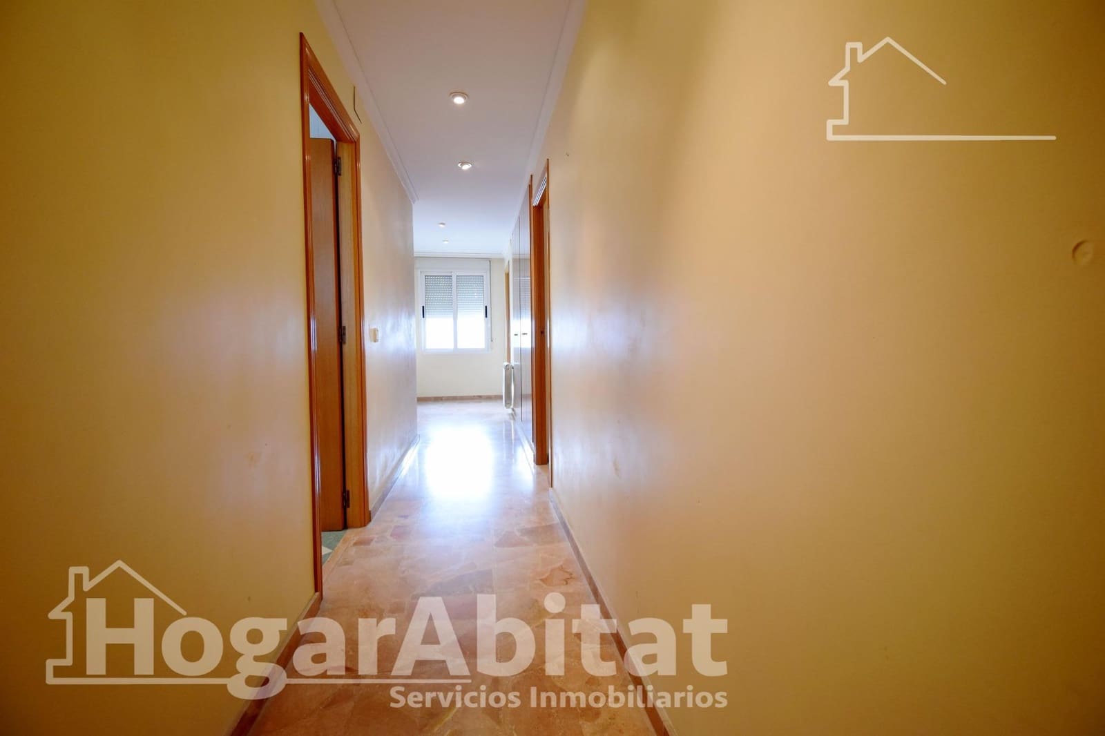 5 bedroom Flat for sale in Real de Gandia - € 165,000 (Ref: 9788456)