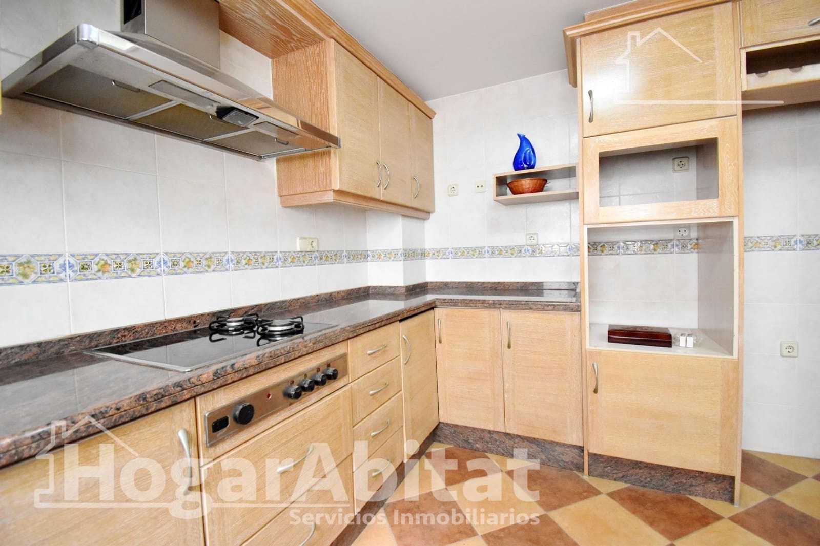 5 bedroom Flat for sale in Real de Gandia - € 165,000 (Ref: 9788456)