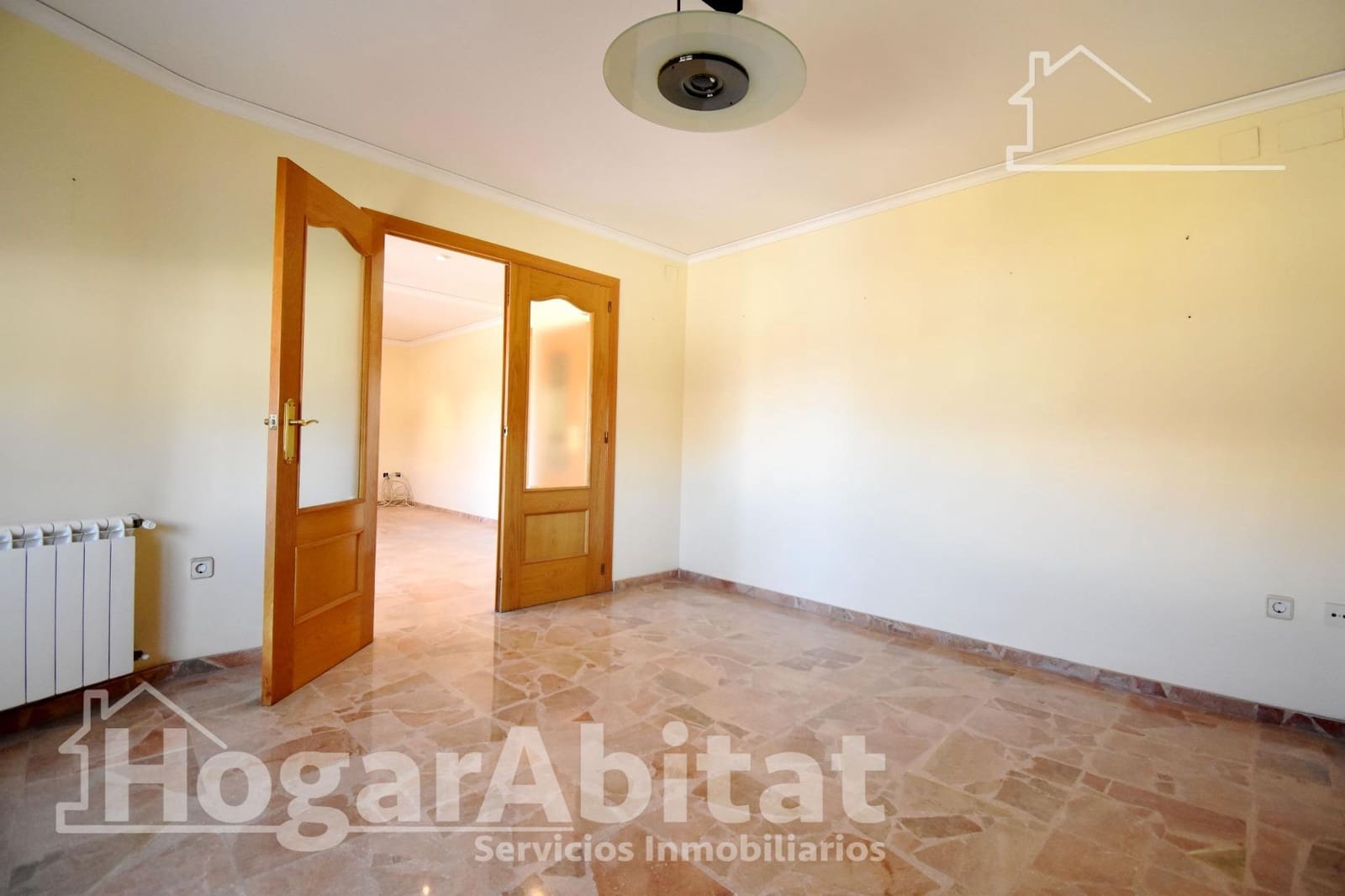 5 bedroom Flat for sale in Real de Gandia - € 165,000 (Ref: 9788456)