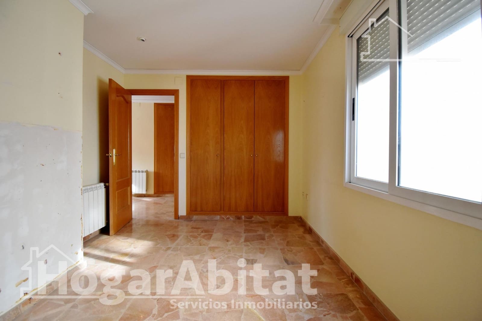 5 bedroom Flat for sale in Real de Gandia - € 165,000 (Ref: 9788456)