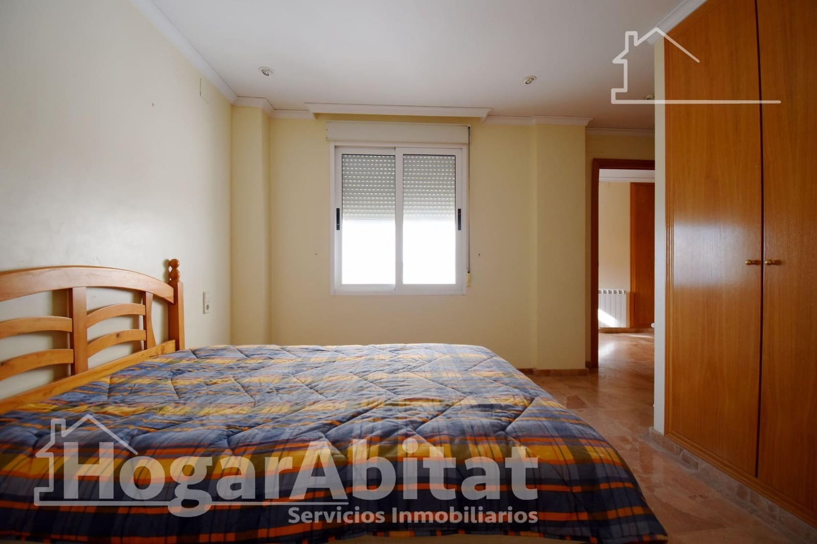 5 bedroom Flat for sale in Real de Gandia - € 165,000 (Ref: 9788456)