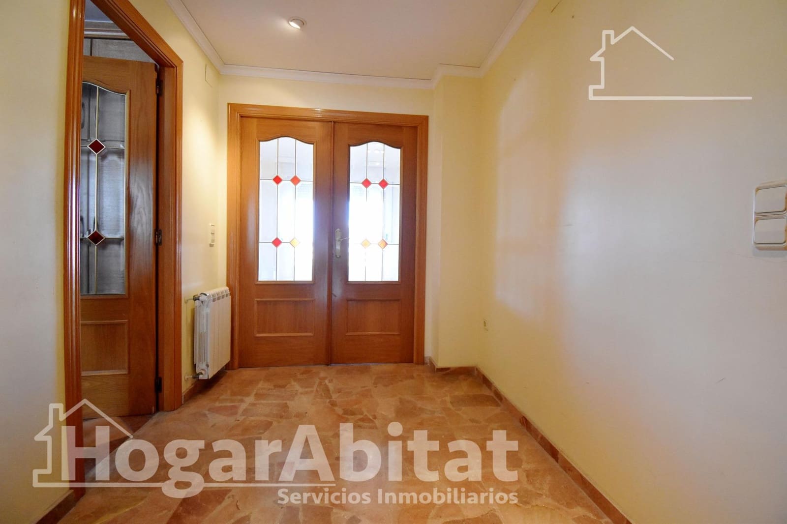 5 bedroom Flat for sale in Real de Gandia - € 165,000 (Ref: 9788456)