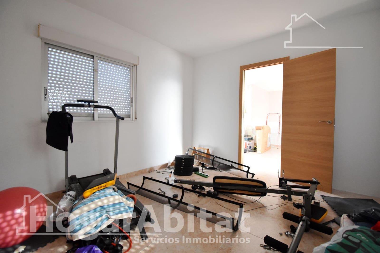 5 bedroom Flat for sale in Real de Gandia - € 165,000 (Ref: 9788456)