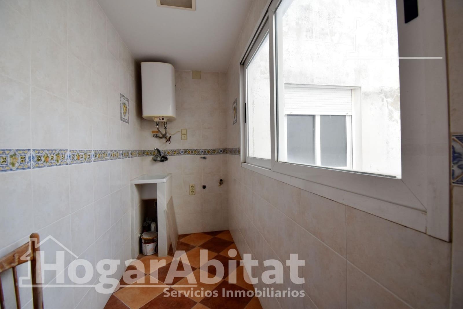 5 bedroom Flat for sale in Real de Gandia - € 165,000 (Ref: 9788456)