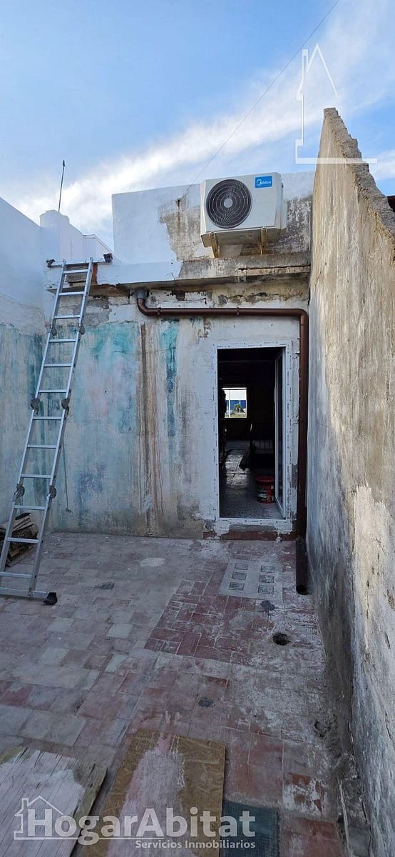 3 bedroom Villa for sale in Sueca - € 83,000 (Ref: 9788469)