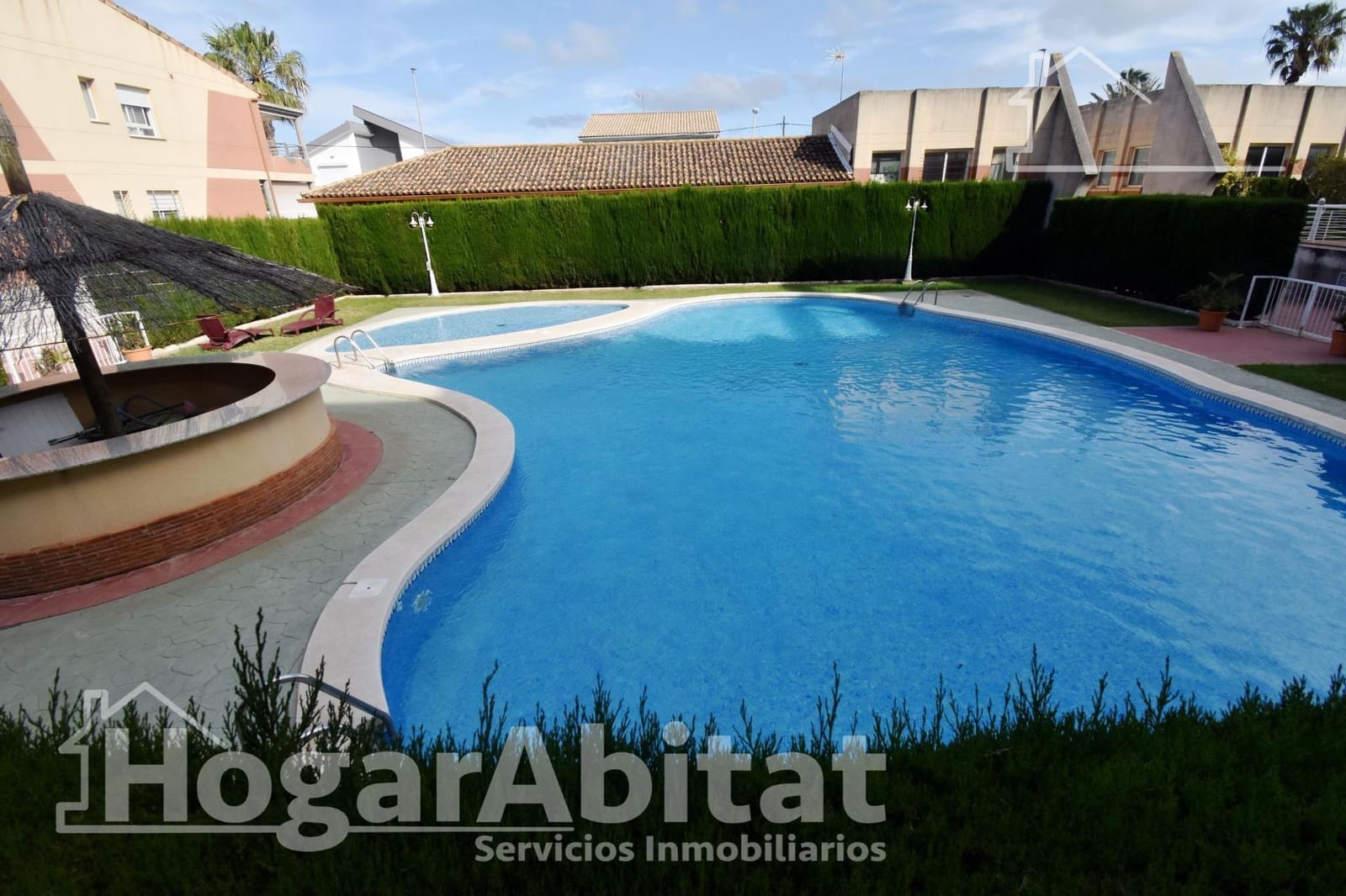 4 soverom Rekkehus til salgs i Chilches med svømmebasseng garasje - € 425 000 (Ref: 9791101)