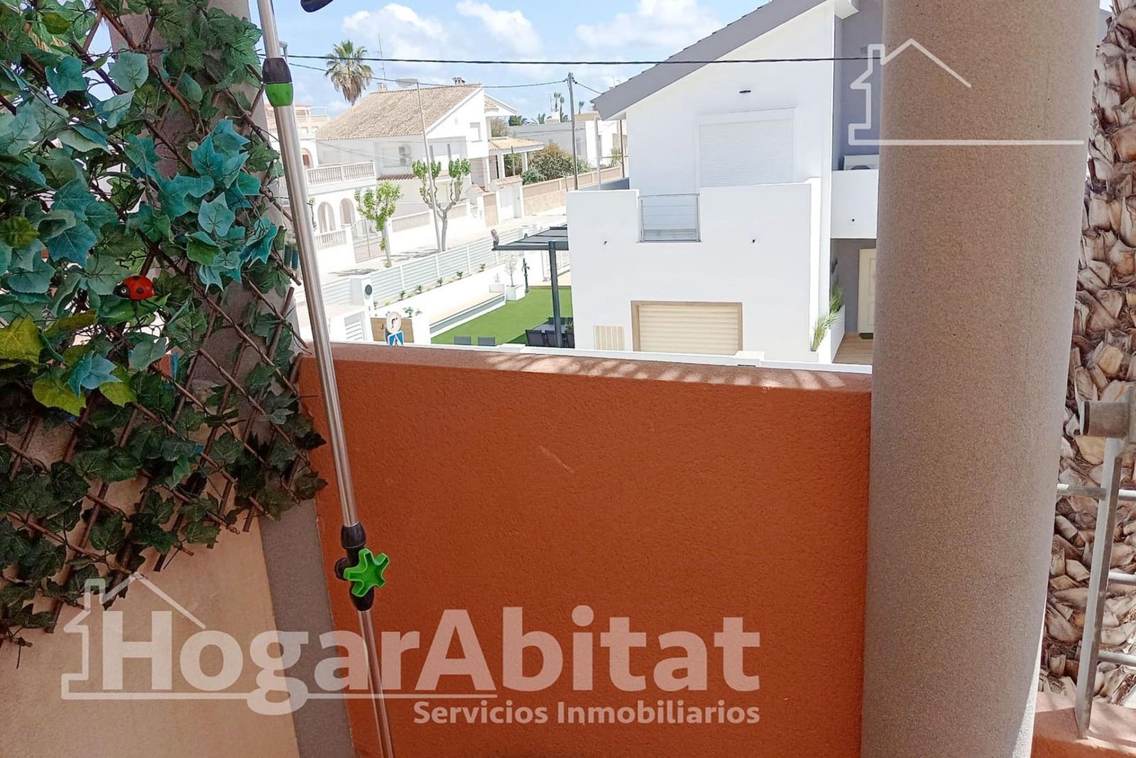 4 soverom Rekkehus til salgs i Chilches med svømmebasseng garasje - € 425 000 (Ref: 9791101)