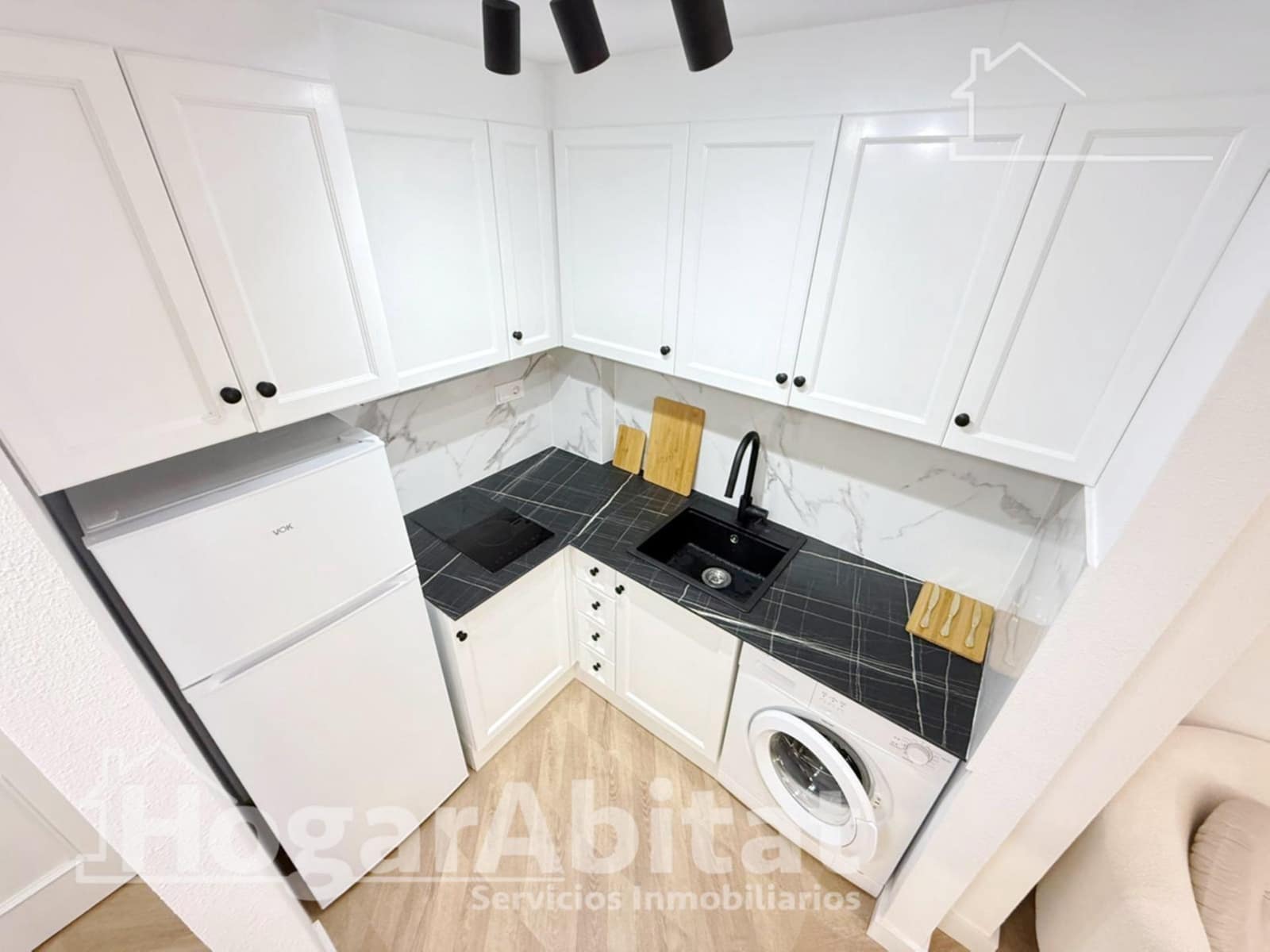 2 soveværelse Lejlighed til salg i Torrevieja med swimmingpool - € 169.000 (Ref: 9791110)