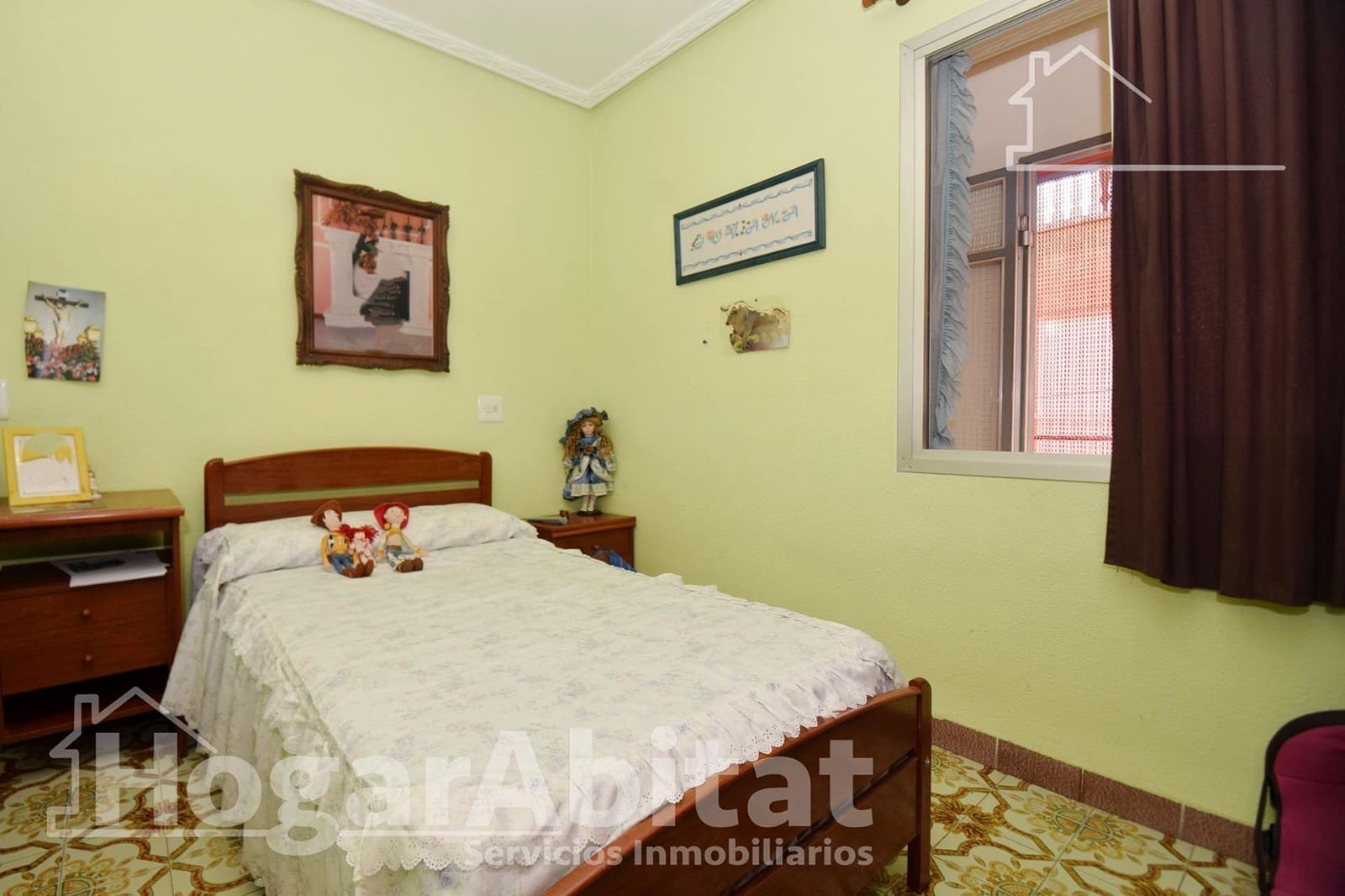 8 bedroom Townhouse for sale in La Vall d'Uixo - € 270,000 (Ref: 9791118)