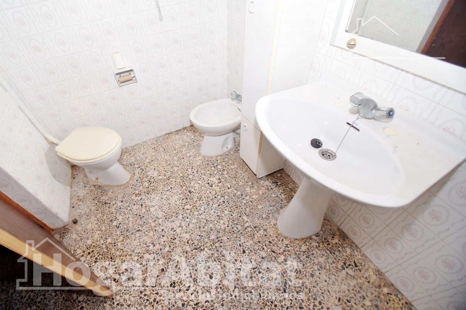 8 bedroom Townhouse for sale in La Vall d'Uixo - € 270,000 (Ref: 9791118)