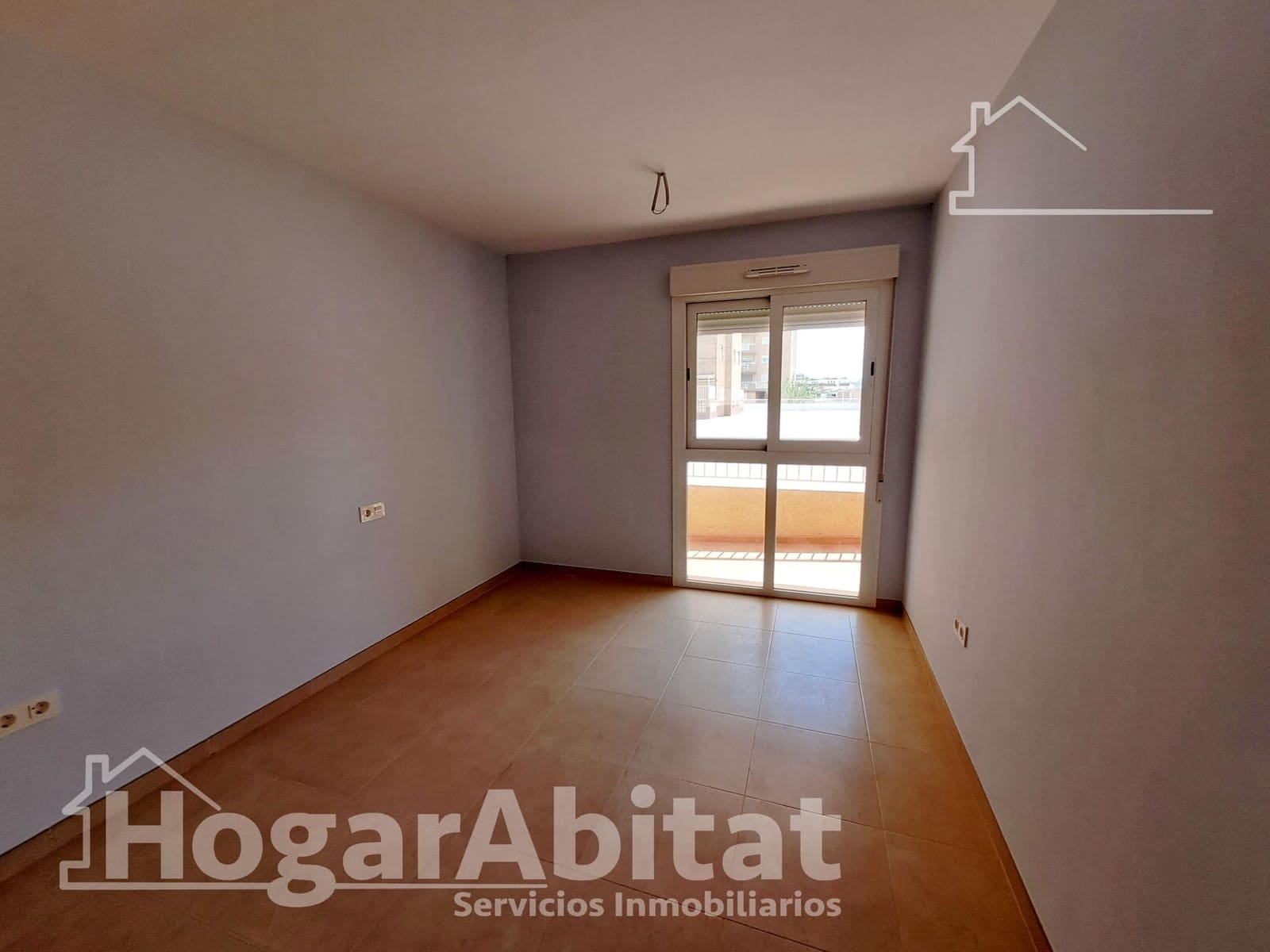 Piso de 3 habitaciones en Oropesa  en venta con piscina garaje - 268.000 € (Ref: 9794671)