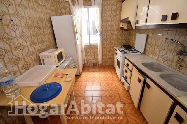 2 slaapkamer Flat te koop in Norte, Castelló de la Plana - € 85.000 (Ref: 9794690)