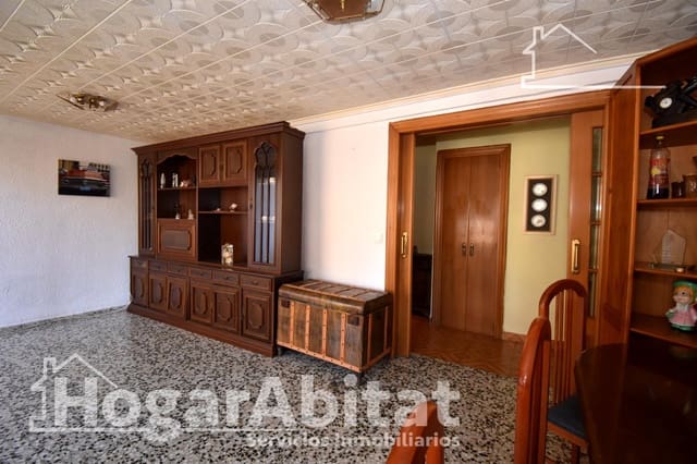 2 slaapkamer Flat te koop in Norte, Castelló de la Plana - € 85.000 (Ref: 9794690)