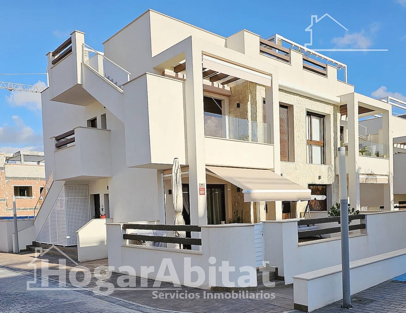 3 Zimmer Wohnung zu verkaufen in Torrevieja mit Pool Garage - 335.000 € (Ref: 9794696)