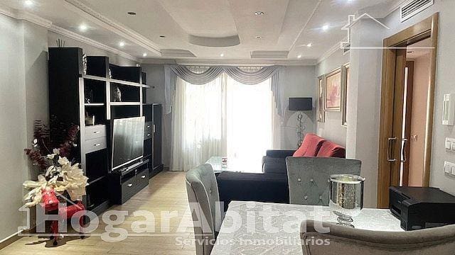 3 soveværelse Lejlighed til salg i Torrevieja med swimmingpool garage - € 350.000 (Ref: 9794697)