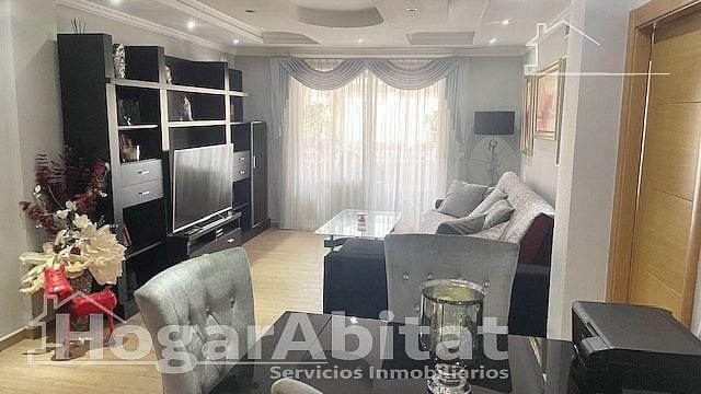 3 soveværelse Lejlighed til salg i Torrevieja med swimmingpool garage - € 350.000 (Ref: 9794697)