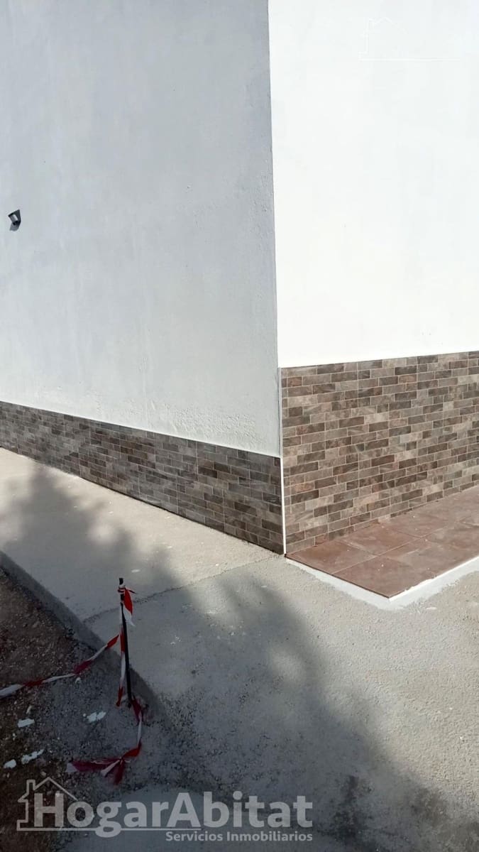 Chalet de 4 habitaciones en Xàtiva en venta con garaje - 190.000 € (Ref: 9794700)