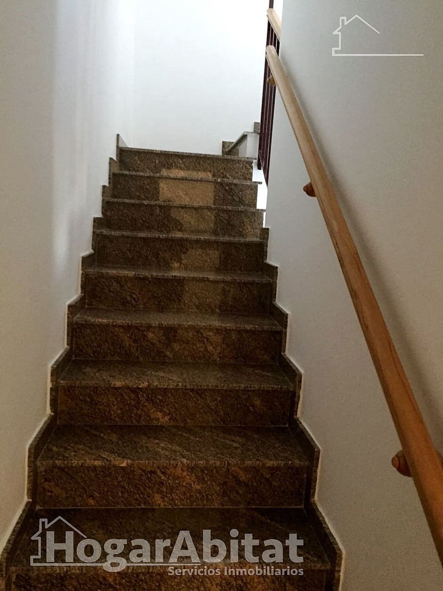 3 bedroom Flat for sale in Villarejo de Fuentes - € 80,000 (Ref: 9794705)