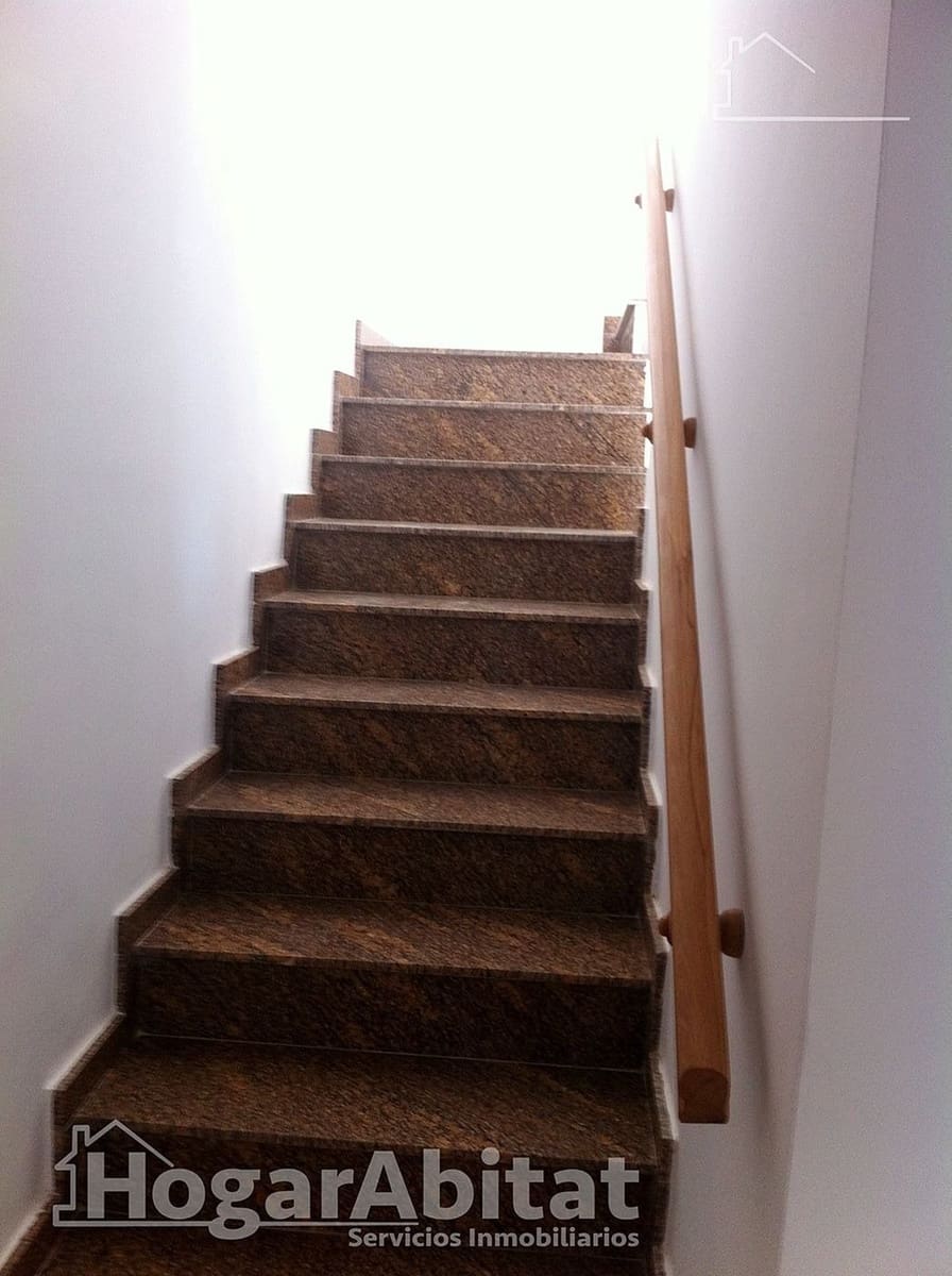 3 bedroom Flat for sale in Villarejo de Fuentes - € 55,000 (Ref: 9794706)