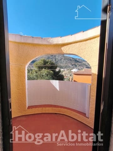 Chalet de 4 habitaciones en Maryvilla, Calpe / Calp en venta con piscina garaje - 490.000 € (Ref: 9794708)