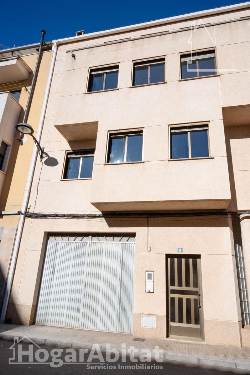 6 soveværelse Byhus til salg i Les Coves de Vinroma med garage - € 220.000 (Ref: 9794729)