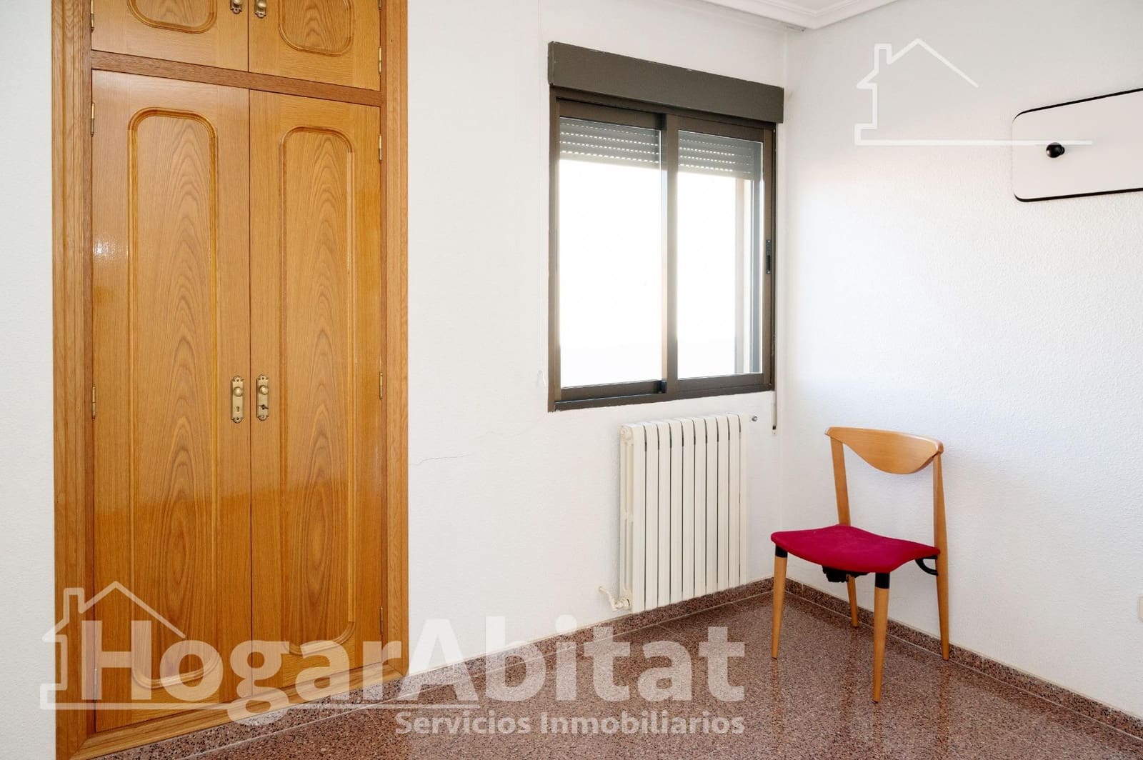 6 soveværelse Byhus til salg i Les Coves de Vinroma med garage - € 220.000 (Ref: 9794729)