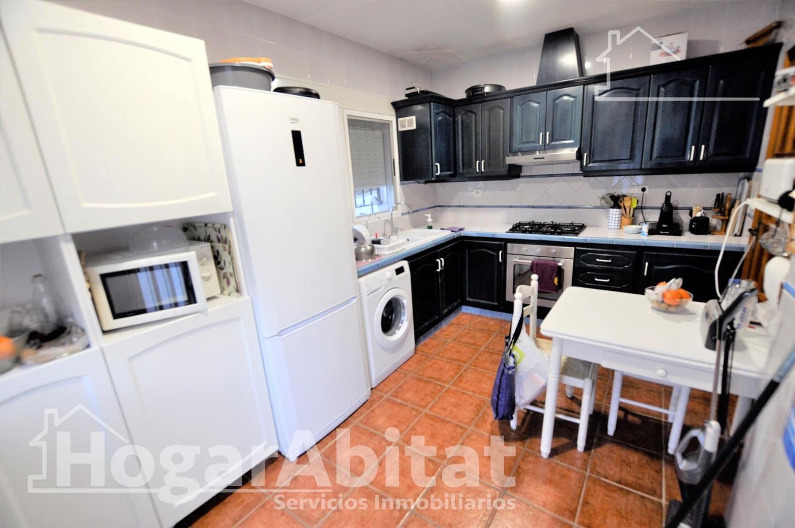 5 sypialnia Willa na sprzedaż w Riba-roja de Turia z basenem garażem - 495 000 € (Ref: 9797161)