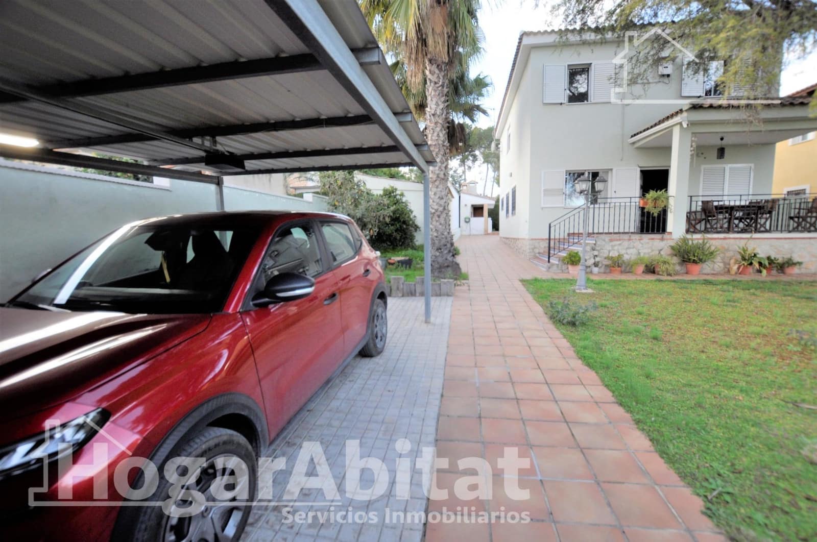 5 sypialnia Willa na sprzedaż w Riba-roja de Turia z basenem garażem - 495 000 € (Ref: 9797161)