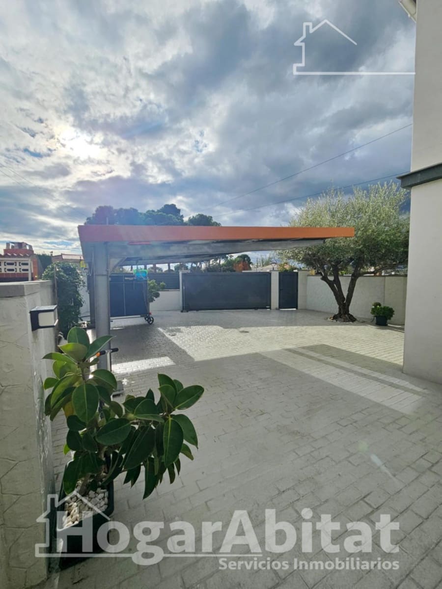 4 sypialnia Willa na sprzedaż w Almassora / Almazora z basenem garażem - 350 000 € (Ref: 9797165)