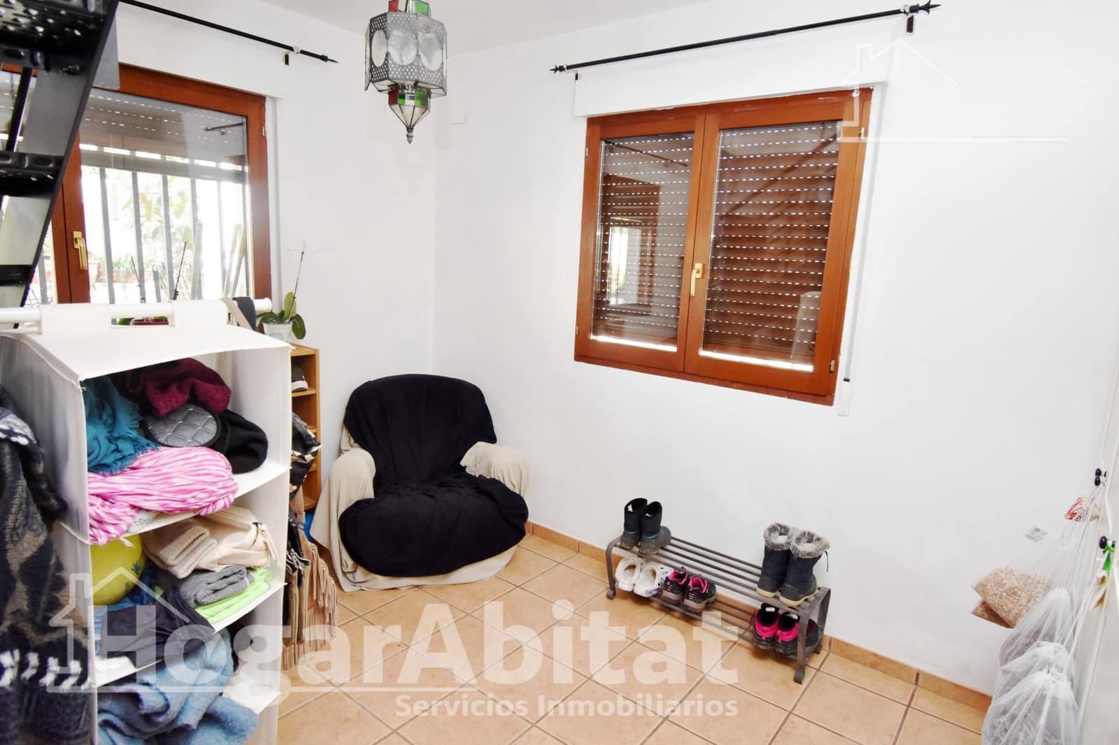 6 bedroom Villa for sale in Picassent with pool garage - € 330,000 (Ref: 9797173)