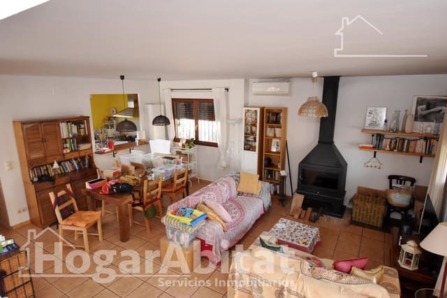 6 bedroom Villa for sale in Picassent with pool garage - € 330,000 (Ref: 9797173)